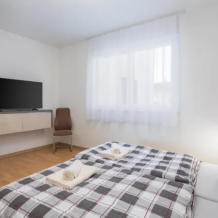 Apartment Maya Center Modern 2bd *