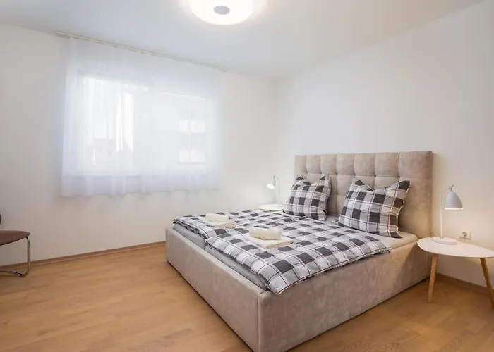 شقة Maya Center Modern 2bd روغوزنيكا