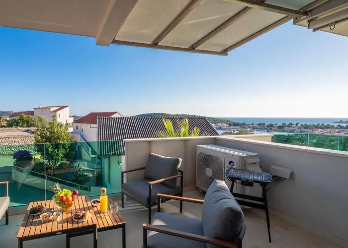 Maya Center Modern 2bd Apartamento Rogoznica (Sibenik-Knin)