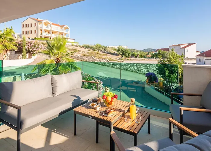 Maya Center Modern 2bd * روغوزنيكا